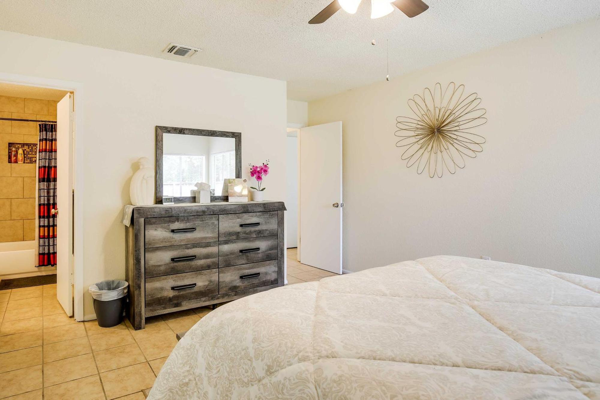 Sunny San Antonio Home With Backyard And Patio! المظهر الخارجي الصورة